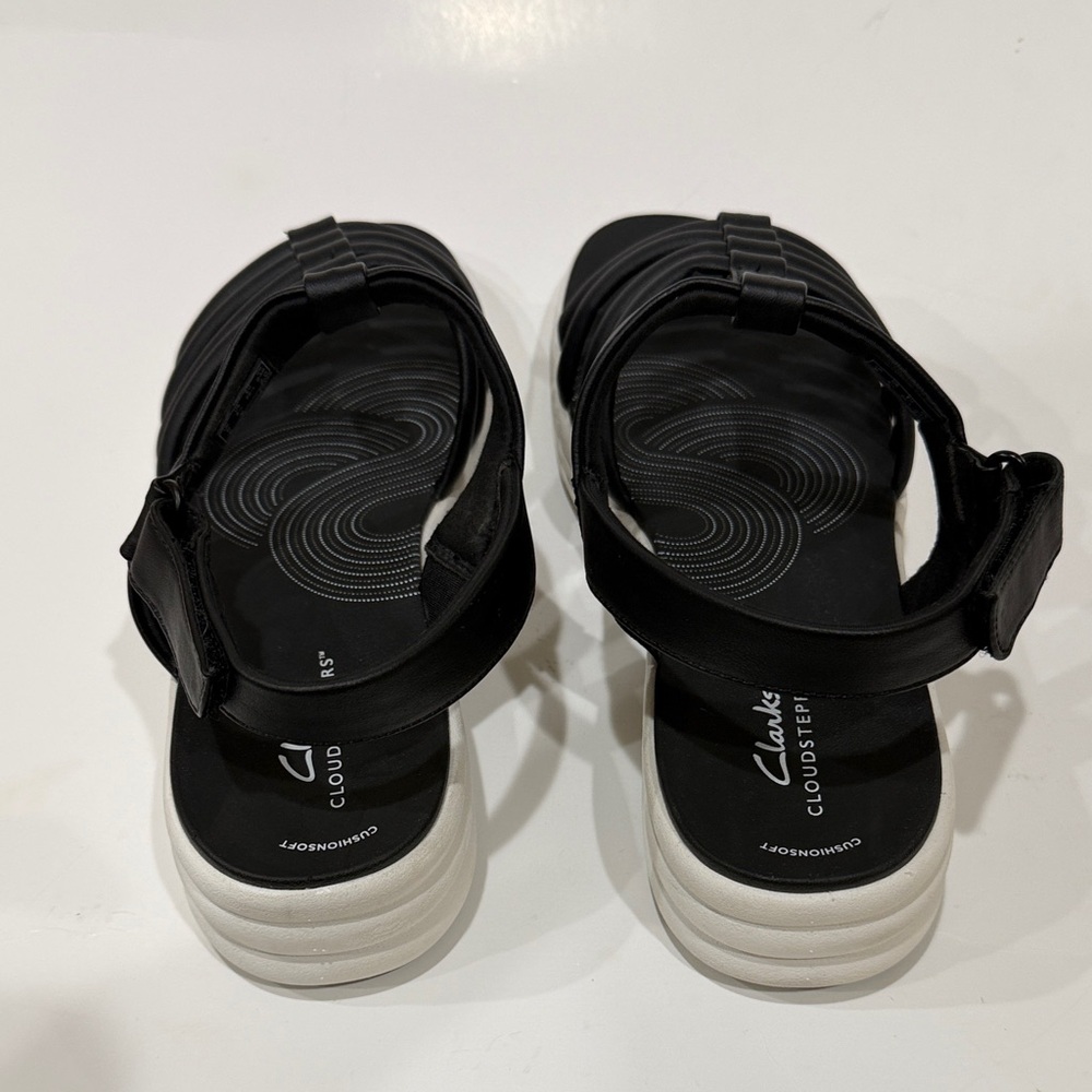 Clarks Cloudsteppers Cushion Soft Black and White Strappy Wedge Sandals - Picture 3 of 8